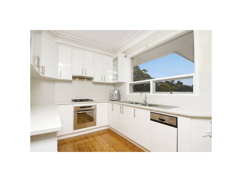 1 Narrun Crescent, Dundas NSW 2117