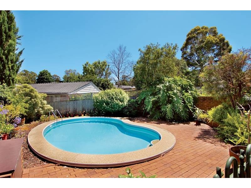 12 Leysdown Avenue, North Rocks NSW 2151