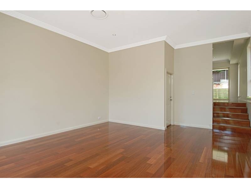 1A Manning Parade, Dundas NSW 2117