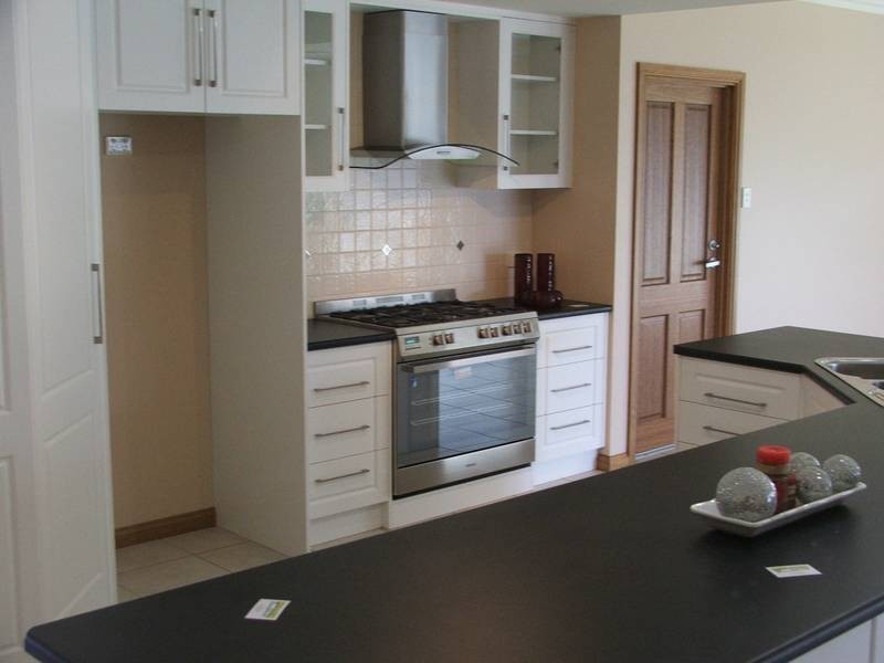 130 SILVERBROOK AVENUE, Mount Gambier SA 5290