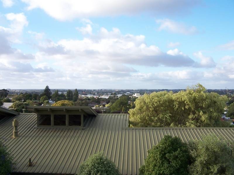 15 JOHN WATSON DRIVE, Mount Gambier SA 5290