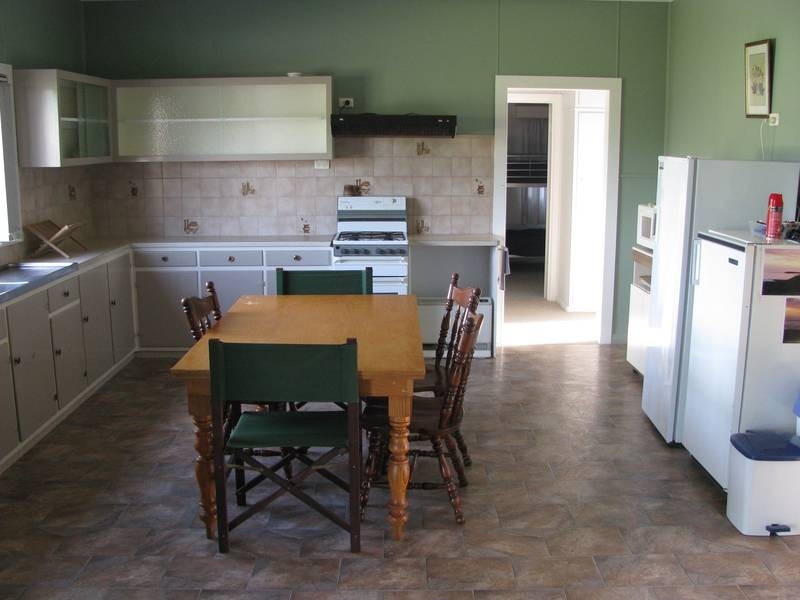 2 SARGEANT STREET, Beachport SA 5280