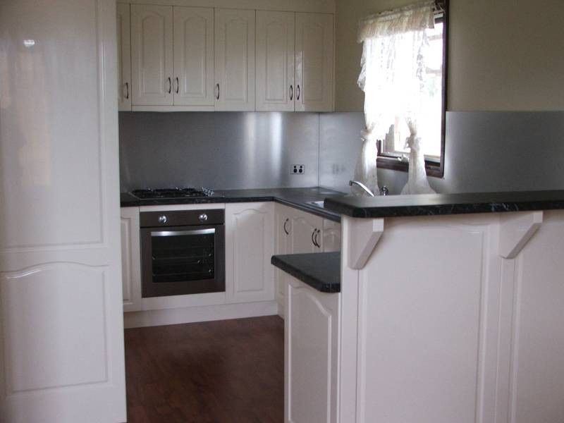 10 ILLAWONG DRIVE, Mount Gambier SA 5290