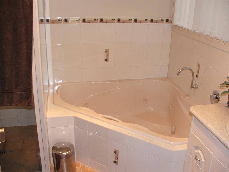 16 Altinio Drive, Mount Gambier SA 5290