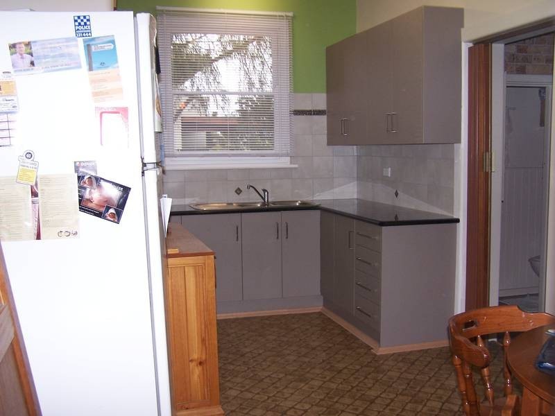 75 LAKE TERRACE EAST, Mount Gambier SA 5290