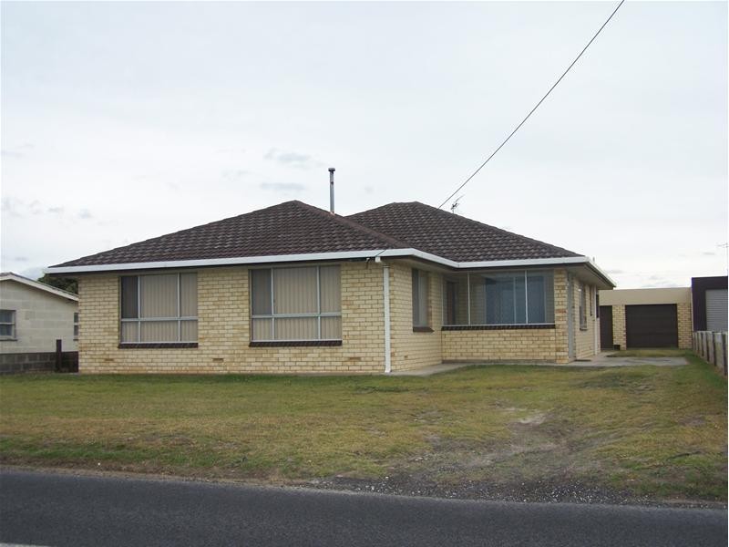 3 Sea Parade, Port Macdonnell SA 5291