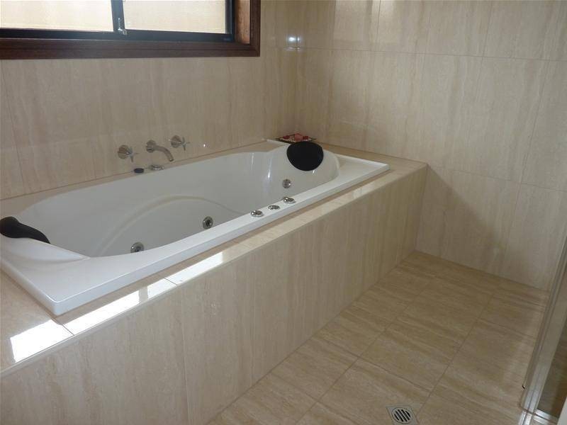 6 Mayflower Court, Mount Gambier SA 5290