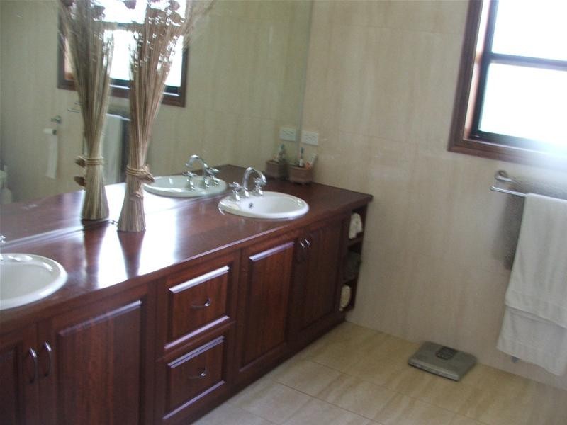 Allot 12 Princes Highway, Mount Gambier SA 5290
