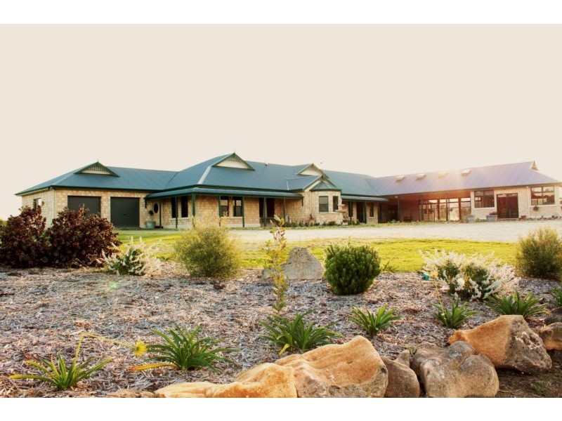 00 Princes Highway, Mount Gambier SA 5290