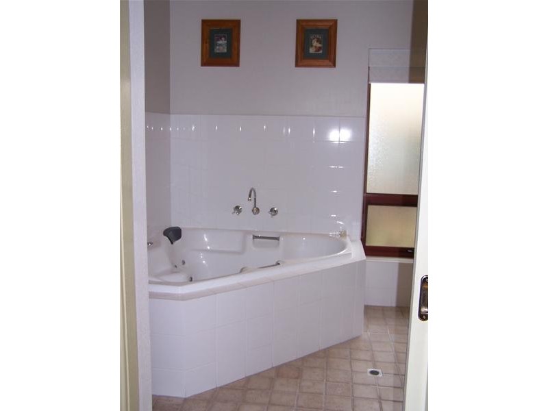 75 Wehl Street North, Mount Gambier SA 5290