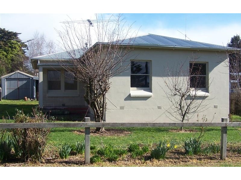 8 Holder Street, Mount Gambier SA 5290