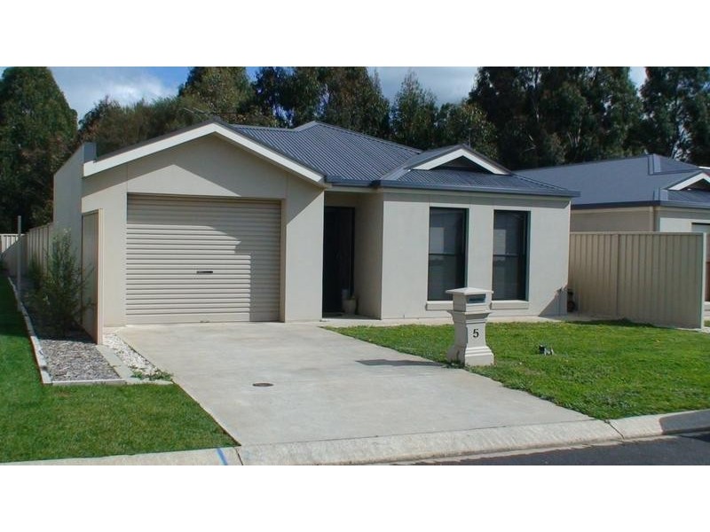 5 Patricia Court, Mount Gambier SA 5290