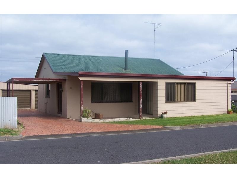 37 Church Street, Port Macdonnell SA 5291