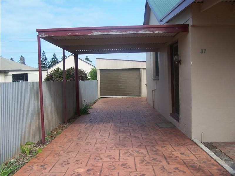 37 Church Street, Port Macdonnell SA 5291
