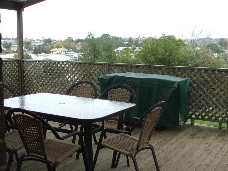 25 Sinclair Street, Mount Gambier SA 5290