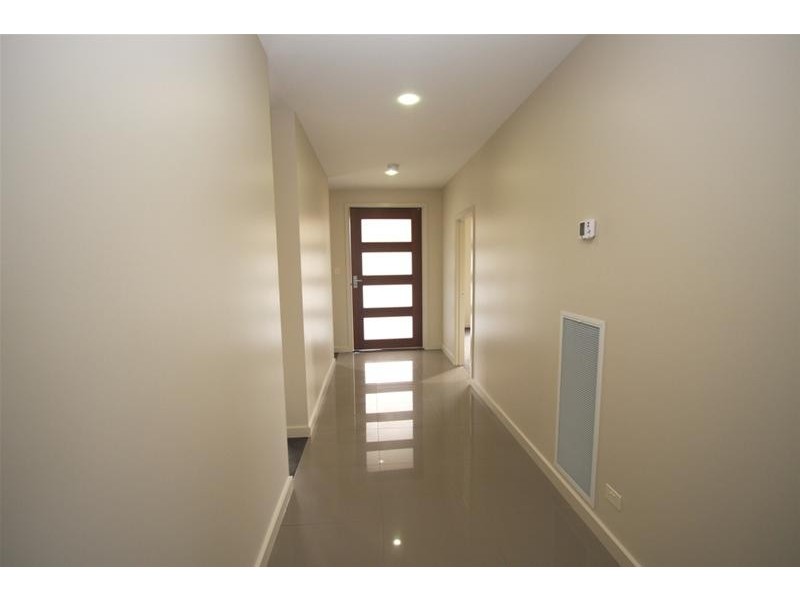 9 Hilltop Avenue, Mount Gambier SA 5290