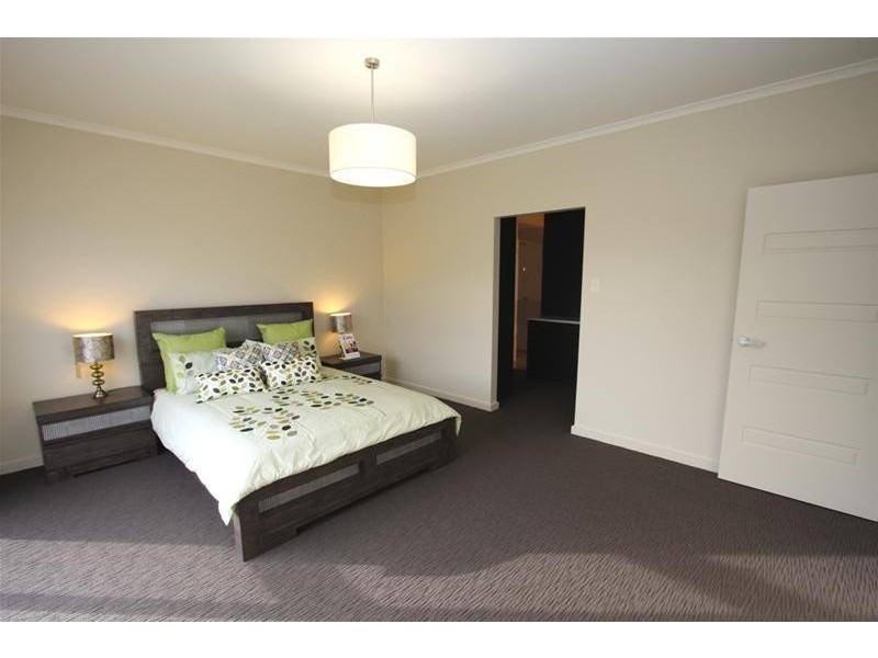 9 Hilltop Avenue, Mount Gambier SA 5290