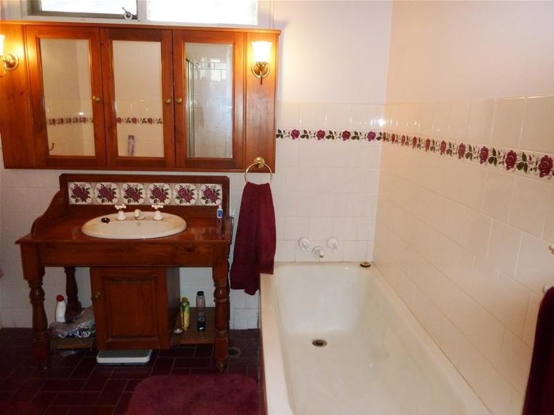 11 Lansell Street, Mount Gambier SA 5290