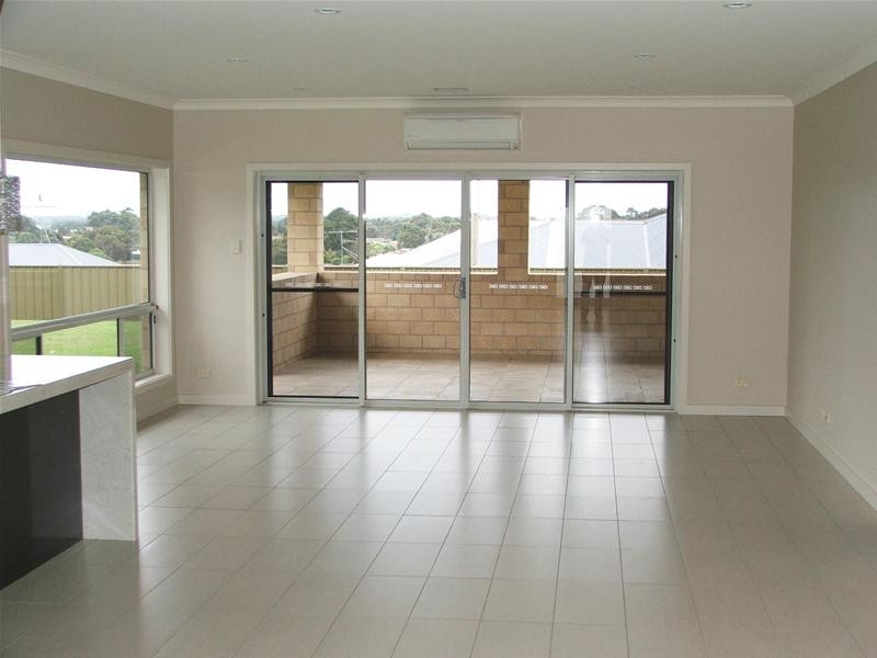 25 Hilltop Avenue, Mount Gambier SA 5290