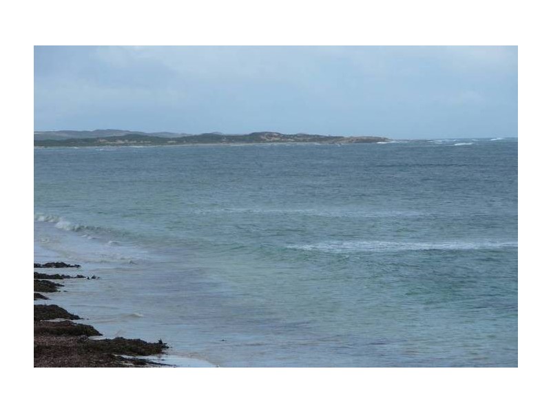 18 Cape Douglas Road, Cape Douglas SA 5291