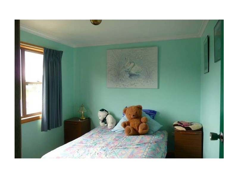 18 Cape Douglas Road, Cape Douglas SA 5291