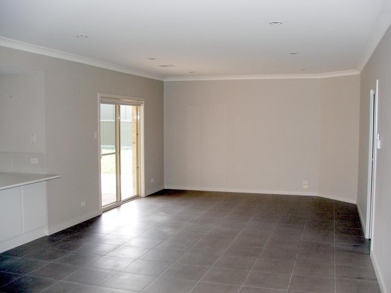 4 Silverbrook Avenue, Mount Gambier SA 5290