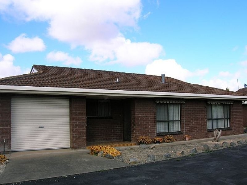 2/10 Bertha Street, Mount Gambier SA 5290