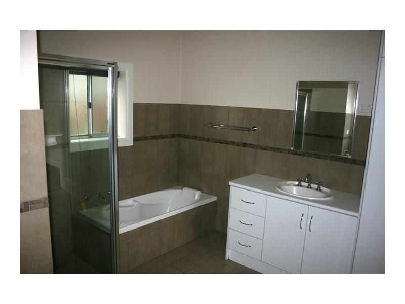 15 Wallace Street, Mount Gambier SA 5290