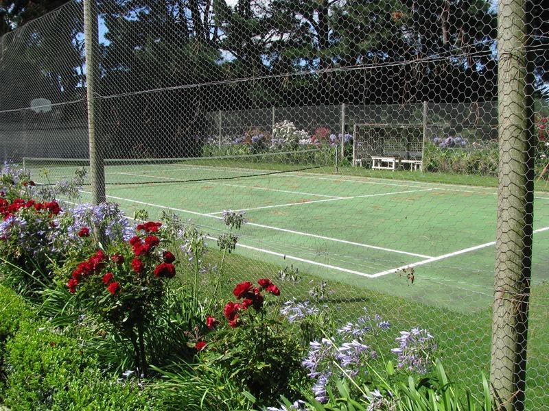 00 Punt Road, Caveton SA 5291