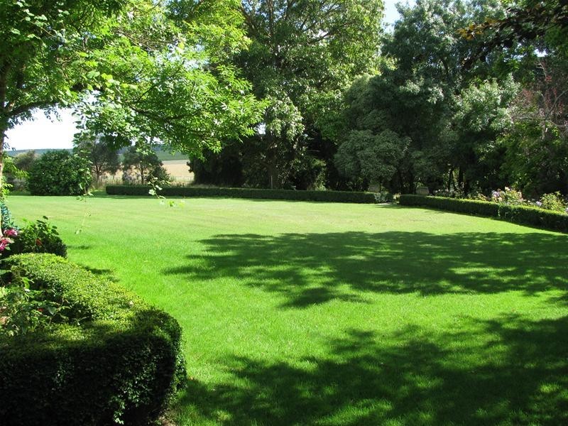 00 Punt Road, Caveton SA 5291