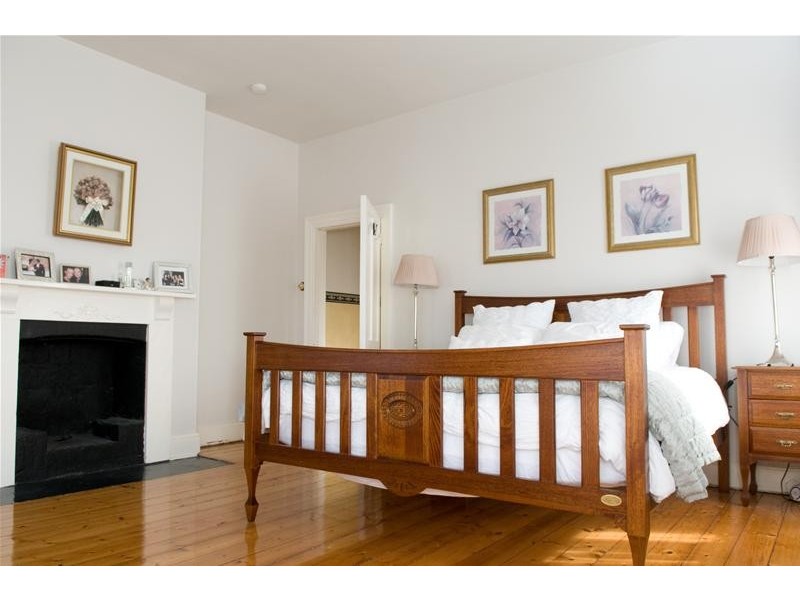 3 Charles Street, Port Macdonnell SA 5291