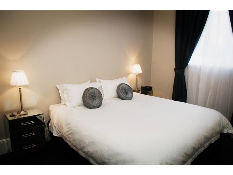 3 Charles Street, Port Macdonnell SA 5291