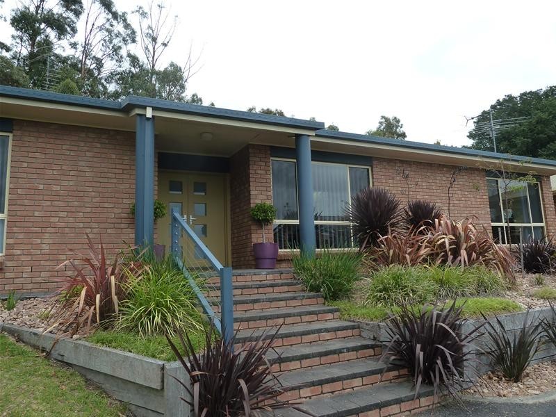 12 Tawarri Crescent, Mount Gambier SA 5290