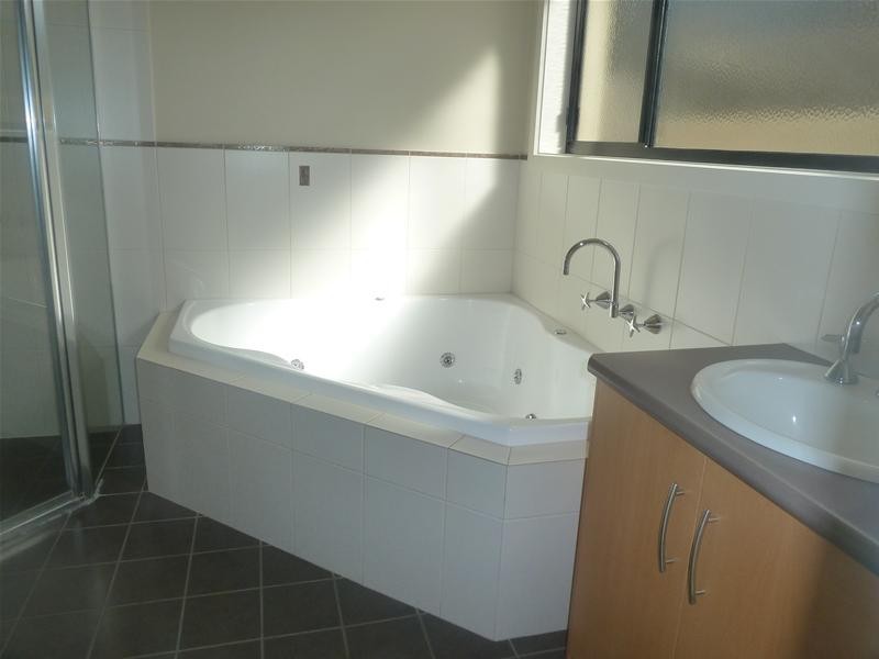 16A Bellevale Court, Mount Gambier SA 5290