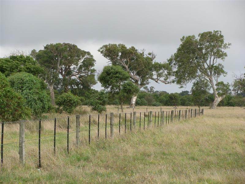 Kaladbro Road, Strathdownie VIC 3312
