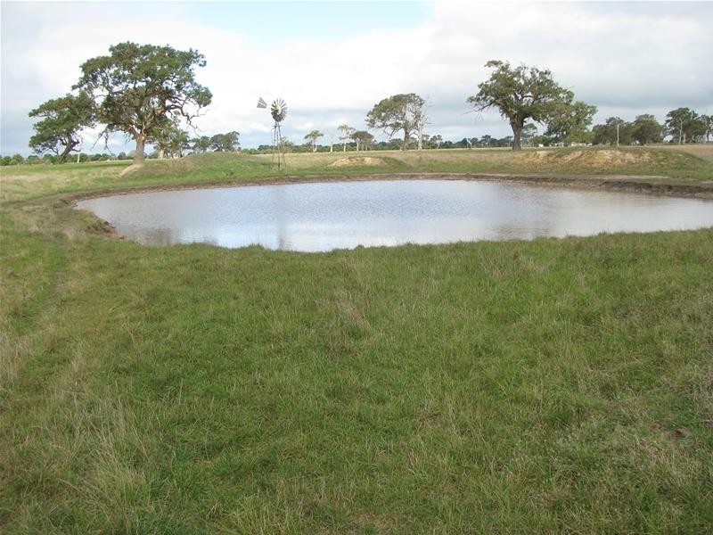 Kaladbro Road, Strathdownie VIC 3312