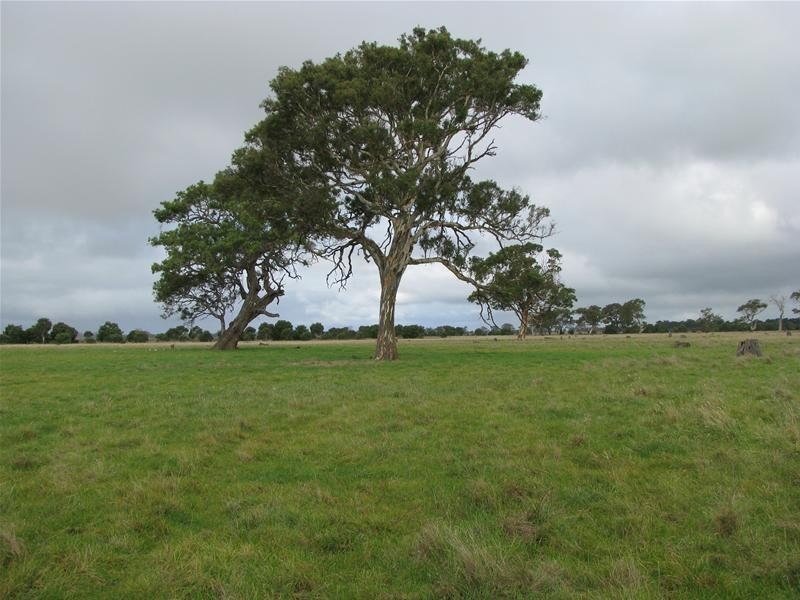 Kaladbro Road, Strathdownie VIC 3312