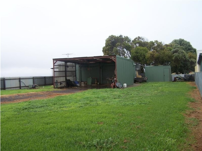 26 Rackets Road, Pelican Point SA 5291