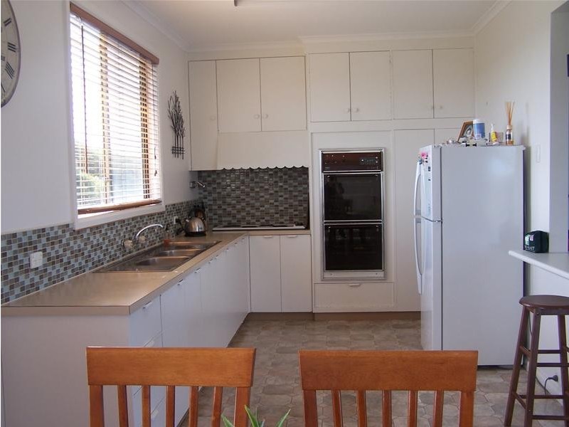 69 Admella Street, Port Macdonnell SA 5291