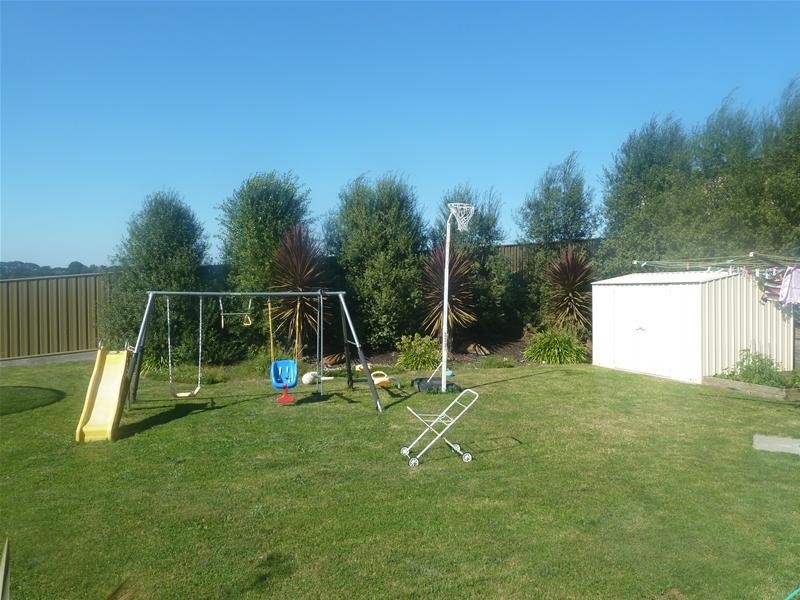 13 Kaleo Court, Mount Gambier SA 5290