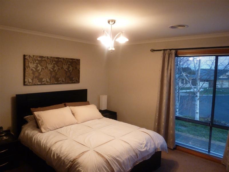 17 Lakewood Avenue, Mount Gambier SA 5290