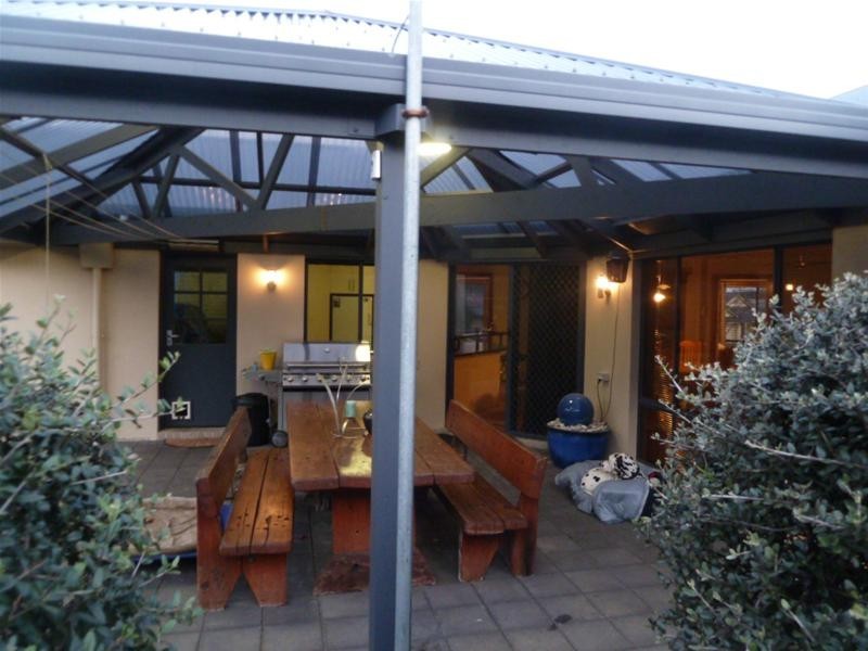 17 Lakewood Avenue, Mount Gambier SA 5290