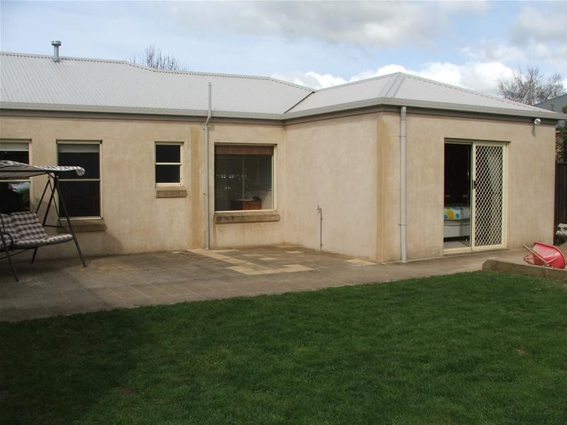 11 Flinders Terrace, Mount Gambier SA 5290