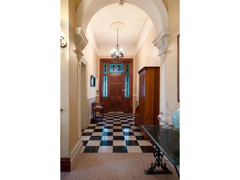 52 Bay Road, Mount Gambier SA 5290