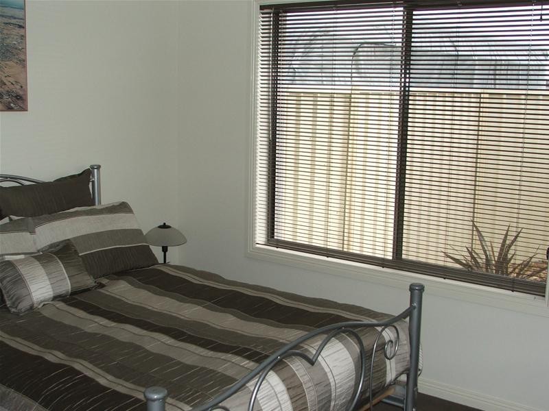 8 Hilltop Avenue, Mount Gambier SA 5290