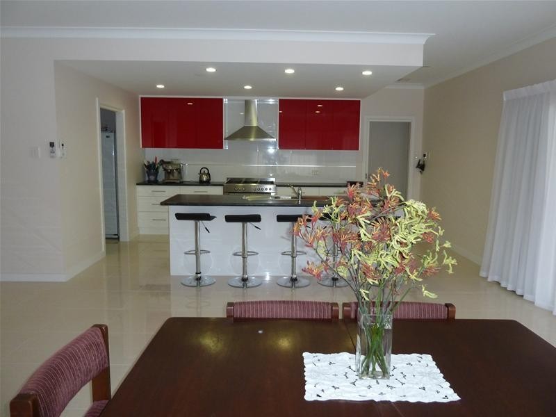 27 Hilltop Avenue, Mount Gambier SA 5290