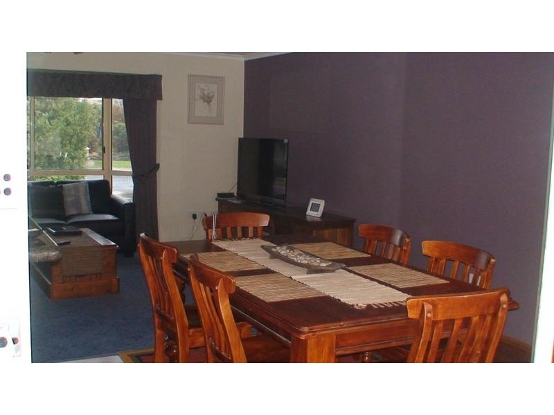 13 Neville Avenue, Mount Gambier SA 5290