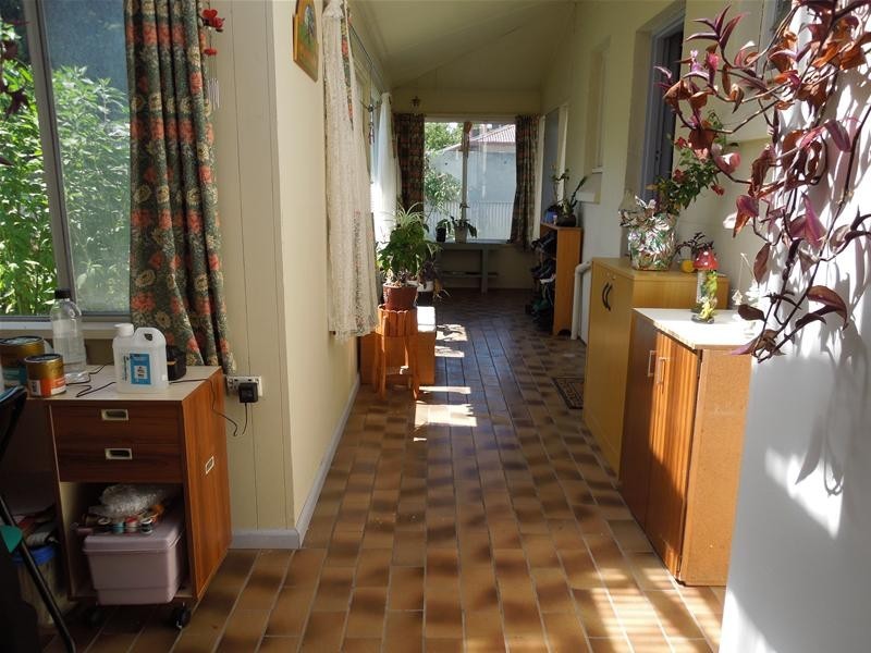 6 Holder Street, Mount Gambier SA 5290