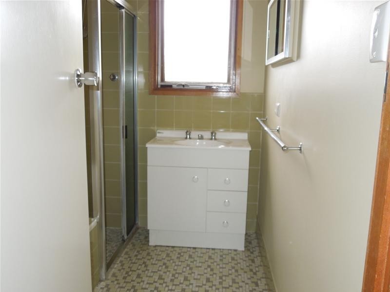 5 Gladigau Street, Mount Gambier SA 5290