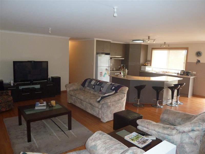 4 Uphill Street, Kongorong SA 5291